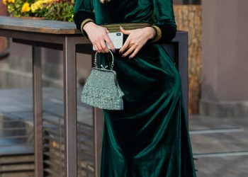 Gorgeous Velvet Wedding Dress Gowns for Your Big Day