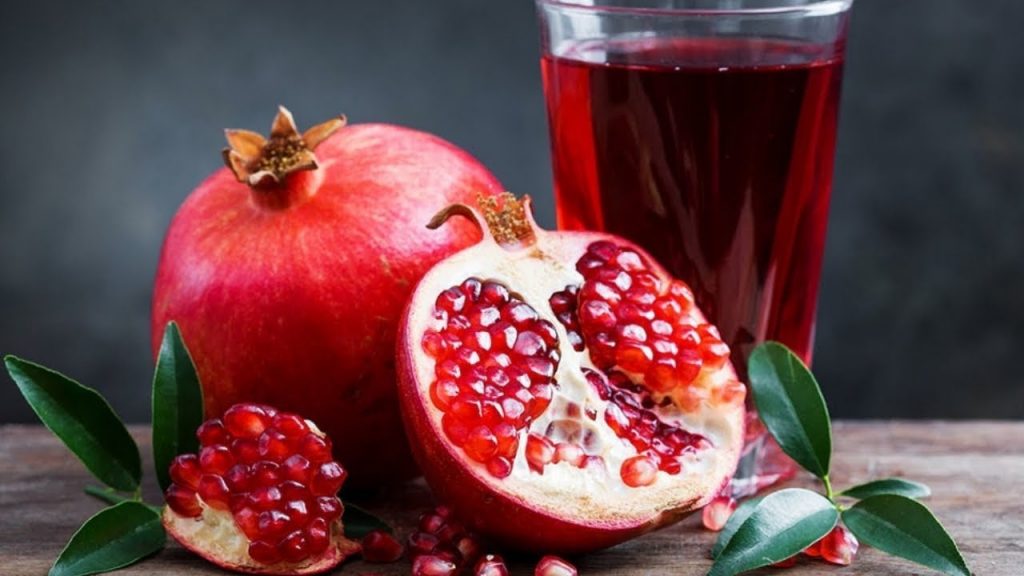 Pomegranate Juice Is Best For Men's Well-Being And Wellness.